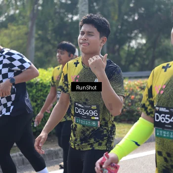 Runner Photo 6938209