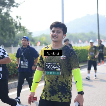 Runner Photo 6938213