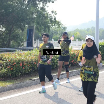 Runner Photo 6938220