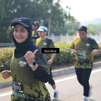 Runner Photo 6938240