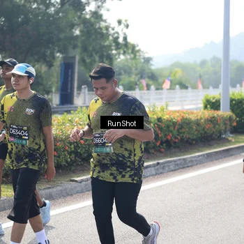 Runner Photo 6938245