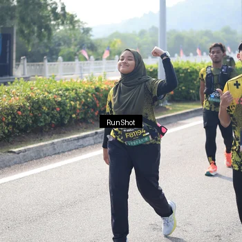 Runner Photo 6938251