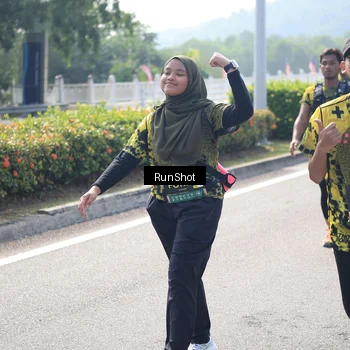 Runner Photo 6938258