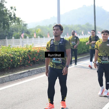 Runner Photo 6938267