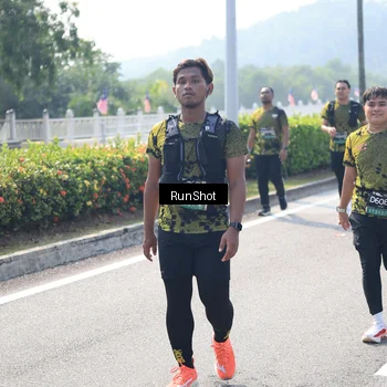 Runner Photo 6938268