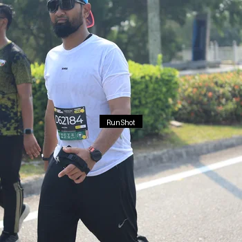 Runner Photo 6938281