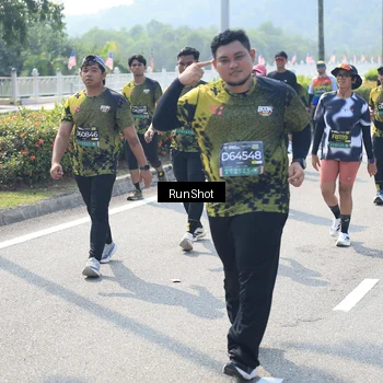 Runner Photo 6938292