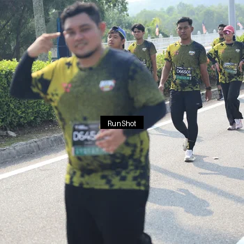 Runner Photo 6938299