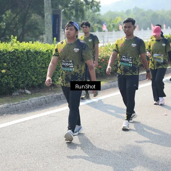 Runner Photo 6938308
