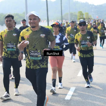 Runner Photo 6938313