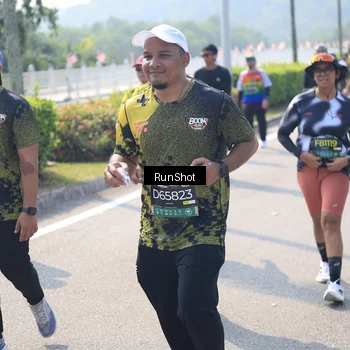 Runner Photo 6938314