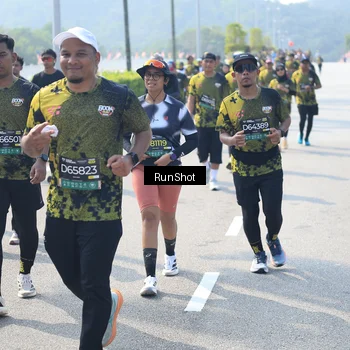 Runner Photo 6938315