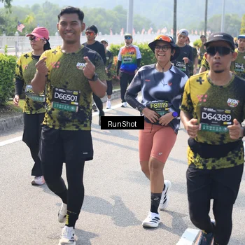 Runner Photo 6938322