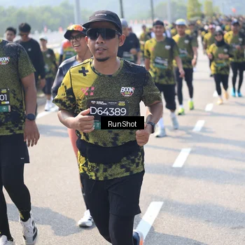 Runner Photo 6938330
