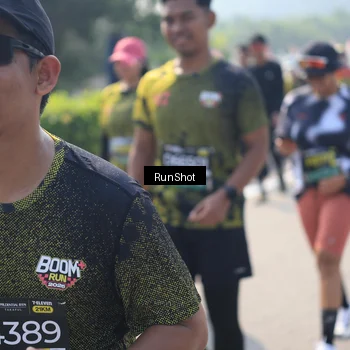 Runner Photo 6938333