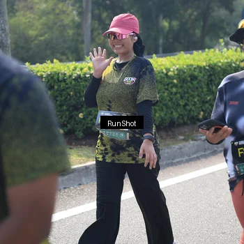 Runner Photo 6938345