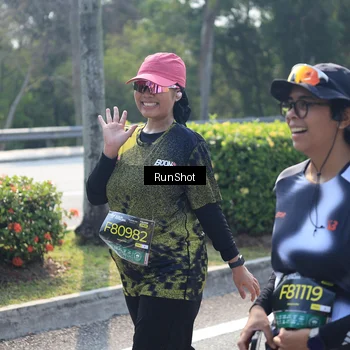 Runner Photo 6938351