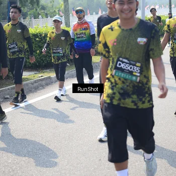 Runner Photo 6938354