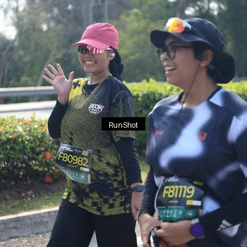 Runner Photo 6938356