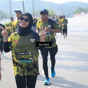 Runner Photo 6938359