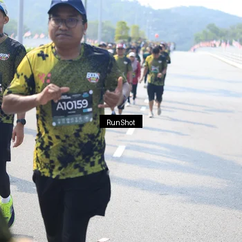 Runner Photo 6938380