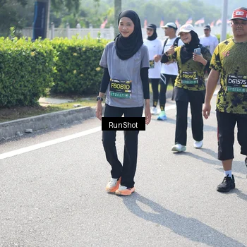 Runner Photo 6938411