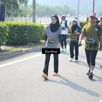 Runner Photo 6938412