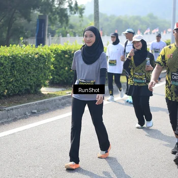 Runner Photo 6938413
