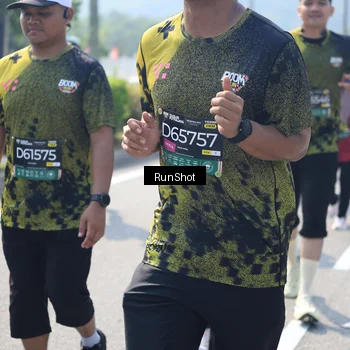 Runner Photo 6938424