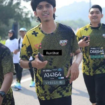 Runner Photo 6938426