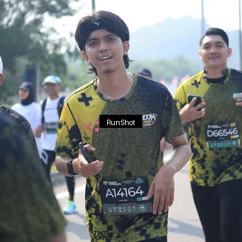 Runner Photo 6938428