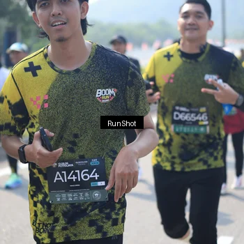 Runner Photo 6938430