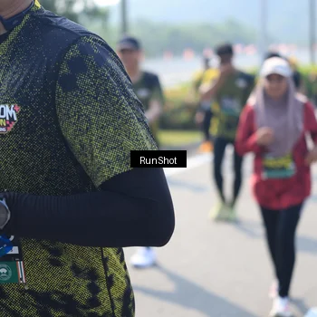 Runner Photo 6938441