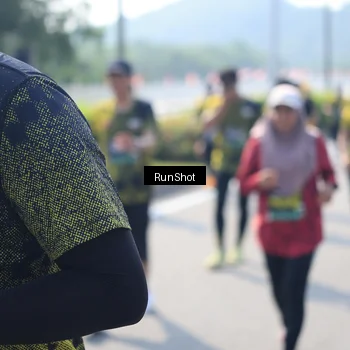 Runner Photo 6938443