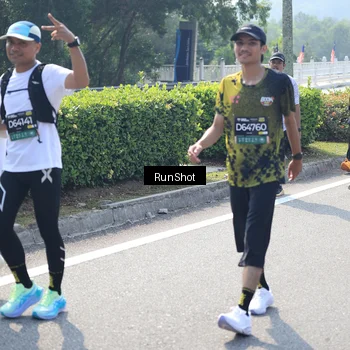 Runner Photo 6938444