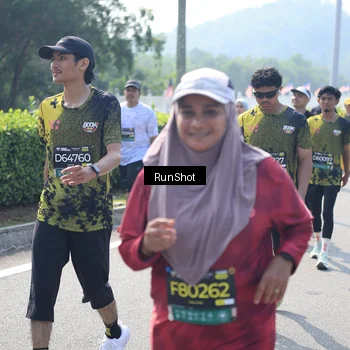 Runner Photo 6938448