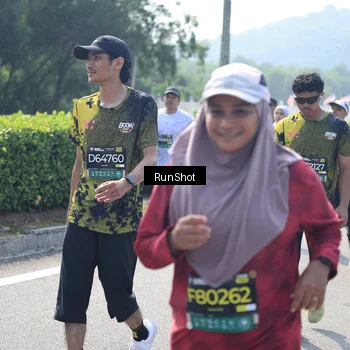 Runner Photo 6938449
