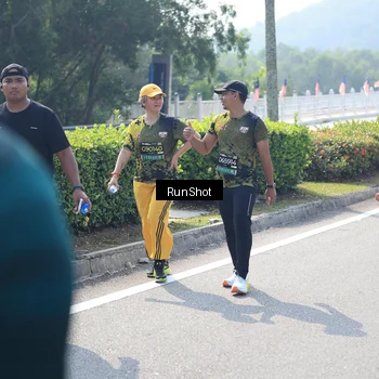 Runner Photo 6938524