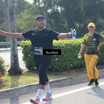 Runner Photo 6938528