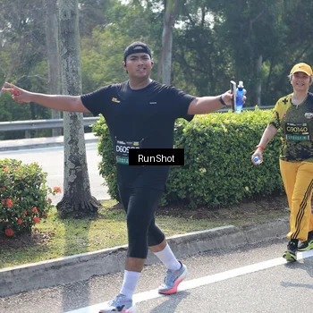 Runner Photo 6938529
