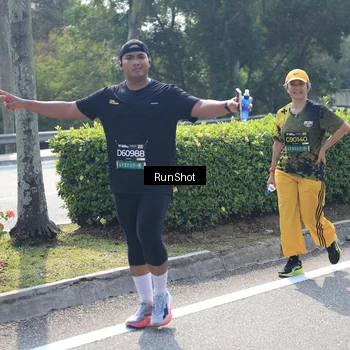 Runner Photo 6938531