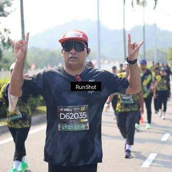 Runner Photo 6938566