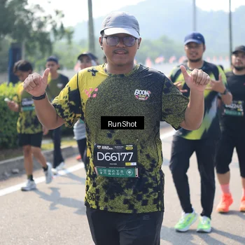 Runner Photo 6938595