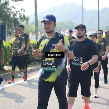 Runner Photo 6938600