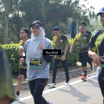 Runner Photo 6938601