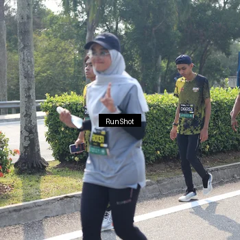 Runner Photo 6938606