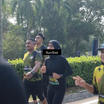Runner Photo 6938620