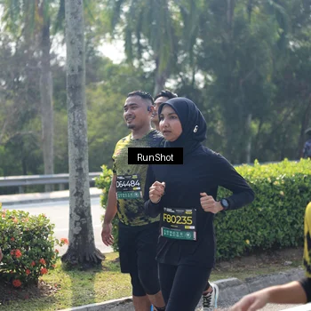 Runner Photo 6938621