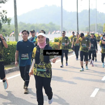 Runner Photo 6938626