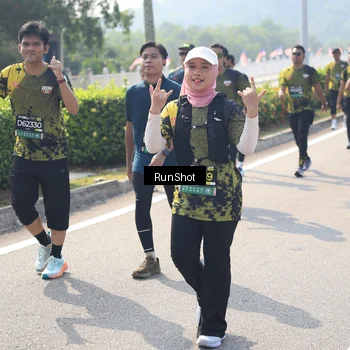 Runner Photo 6938633